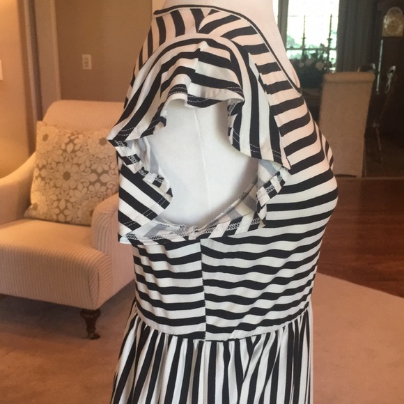 Reborn J Black & White Striped MIDI Dress - Picture 7 of 13